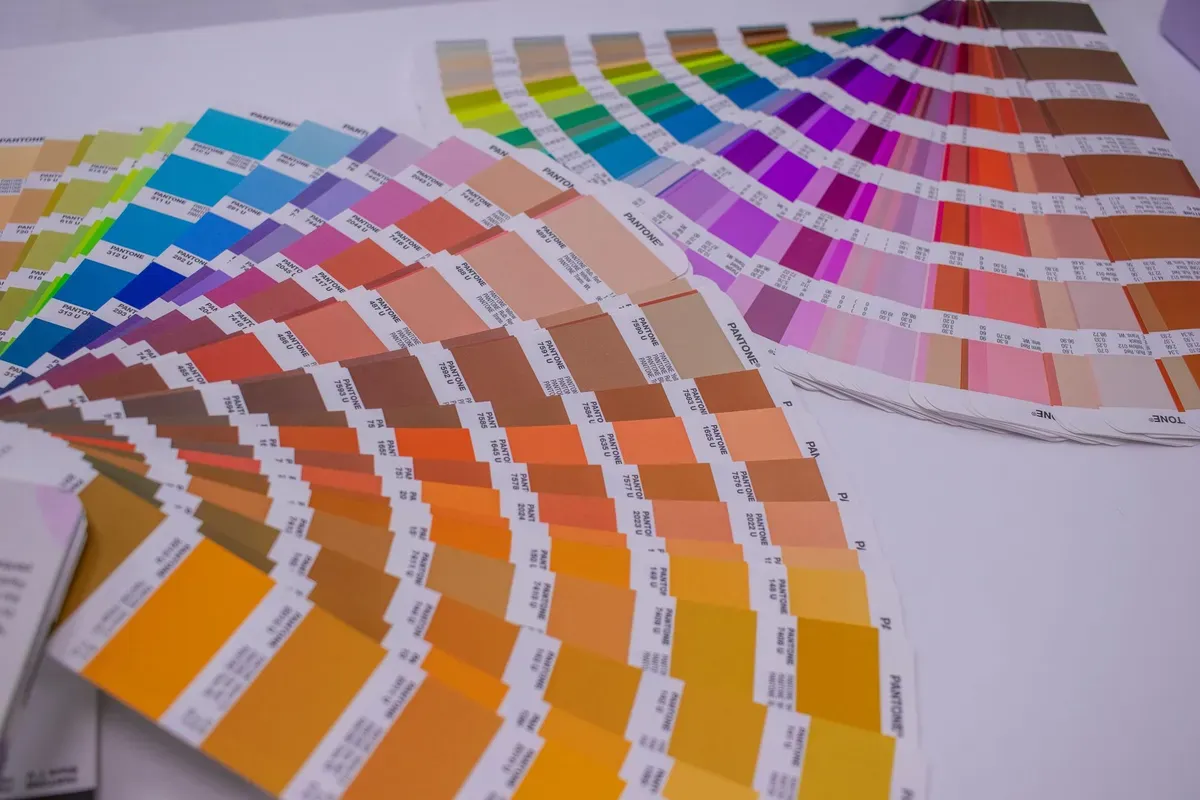 German Colors: Names, Shades, and Idioms